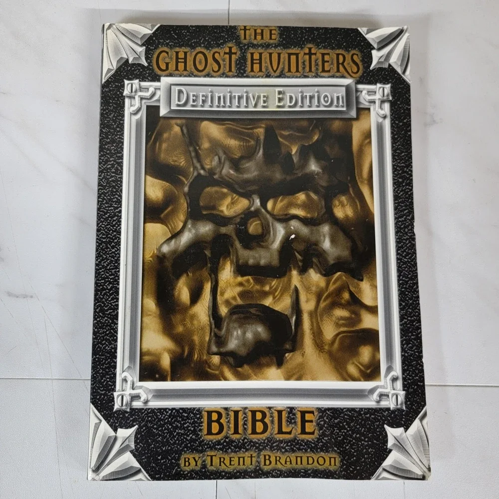 The Ghost Hunters Bible – 165 p. Occult Book Signed by Author Trent Brandon